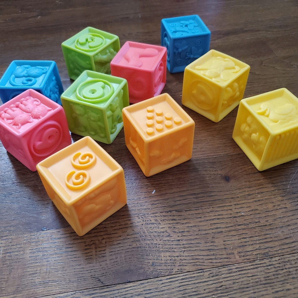 PARENTS 10 Toddler Soft Building Blocks